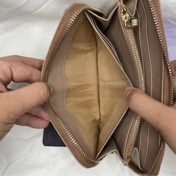 SOLD Prada Saffiano Metal Zippy Wallet - Picture 15 of 16